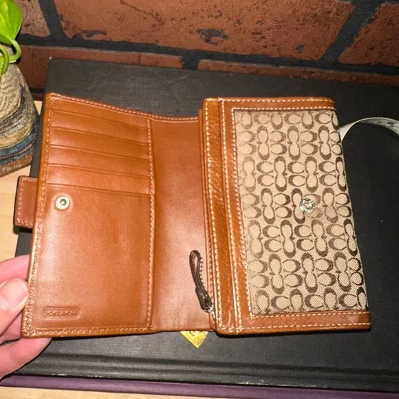 Coach Brown Signature Soho Compact Bifold Wallet - Picture 9 of 13